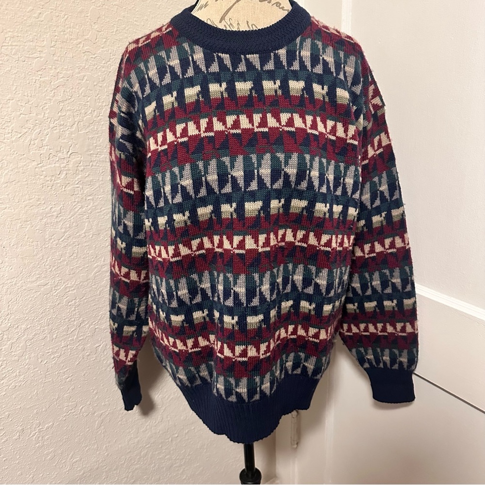 Vintage Boston Traders 100% Wool Geometric Print Sweater